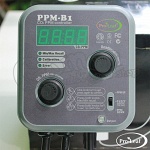 Pro-Leaf CO2 sensor and digital controller 2